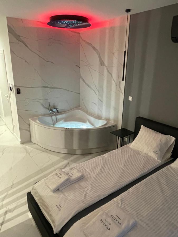 Apartamenty Grand Bulvar Stary Toruń エクステリア 写真